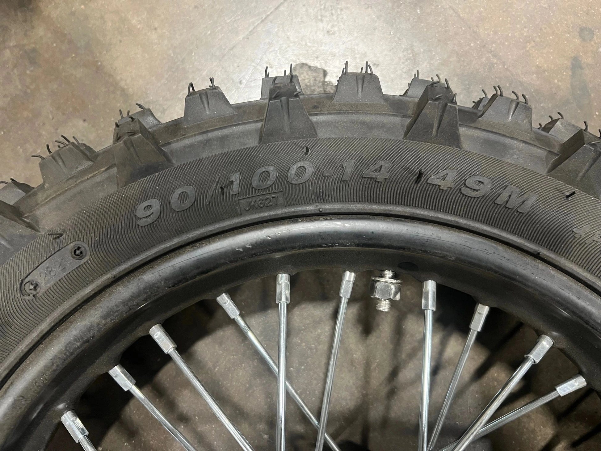 rear-wheel-assy-tire90100-14-rim185x14