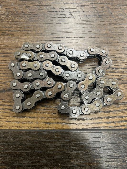 DRIVE CHAIN WITH MASTER LINK