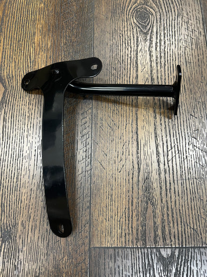 FRONT FENDER BRACKET L